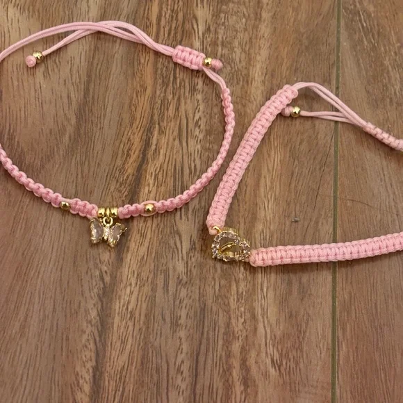 Bracelets - Picture 3 of 16